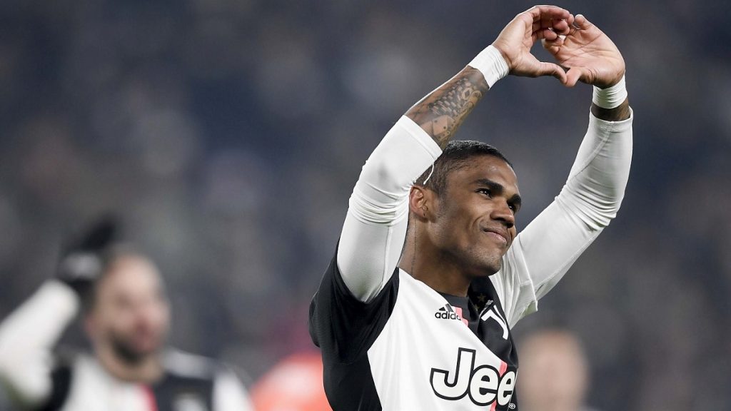 Douglas Costa