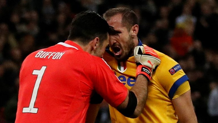 Officiel: Chiellini et Buffon prolongent !