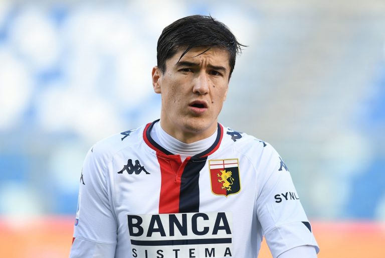 Un duel avec l&rsquo;Inter Milan pour arracher cet attaquant ouzbek au Genoa