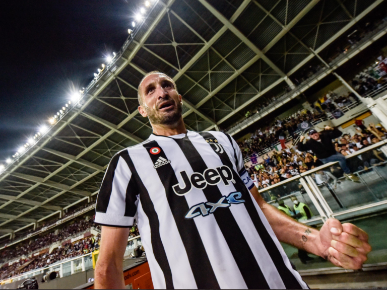 Combien rapporte le kit de la Juventus au club ?