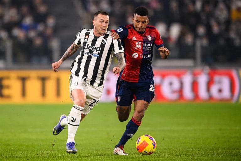 Bernardeschi et Szczesny sortent du bois, les vacances tombent à pique pour Sandro… Les tops et flops de ce Juventus – Cagliari