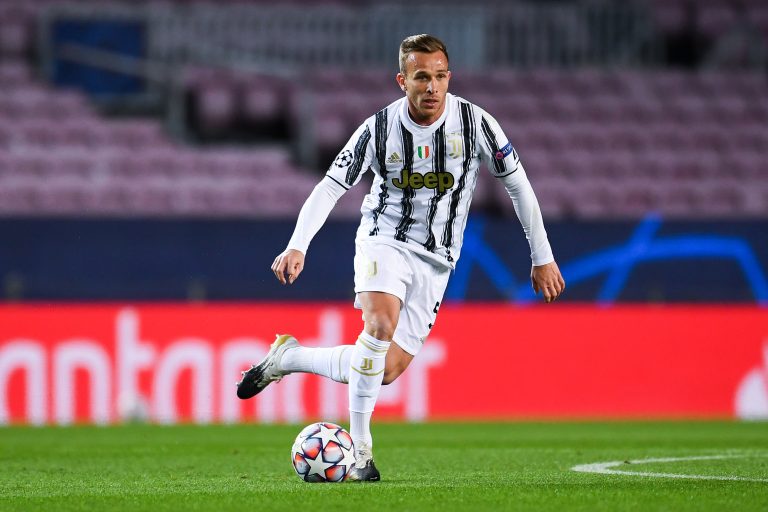 L&rsquo;agent d&rsquo;Arthur veut trouver une solution pour son joueur