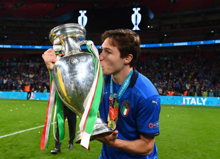 Chiesa et Girelli remportent le Pallone Azzurro