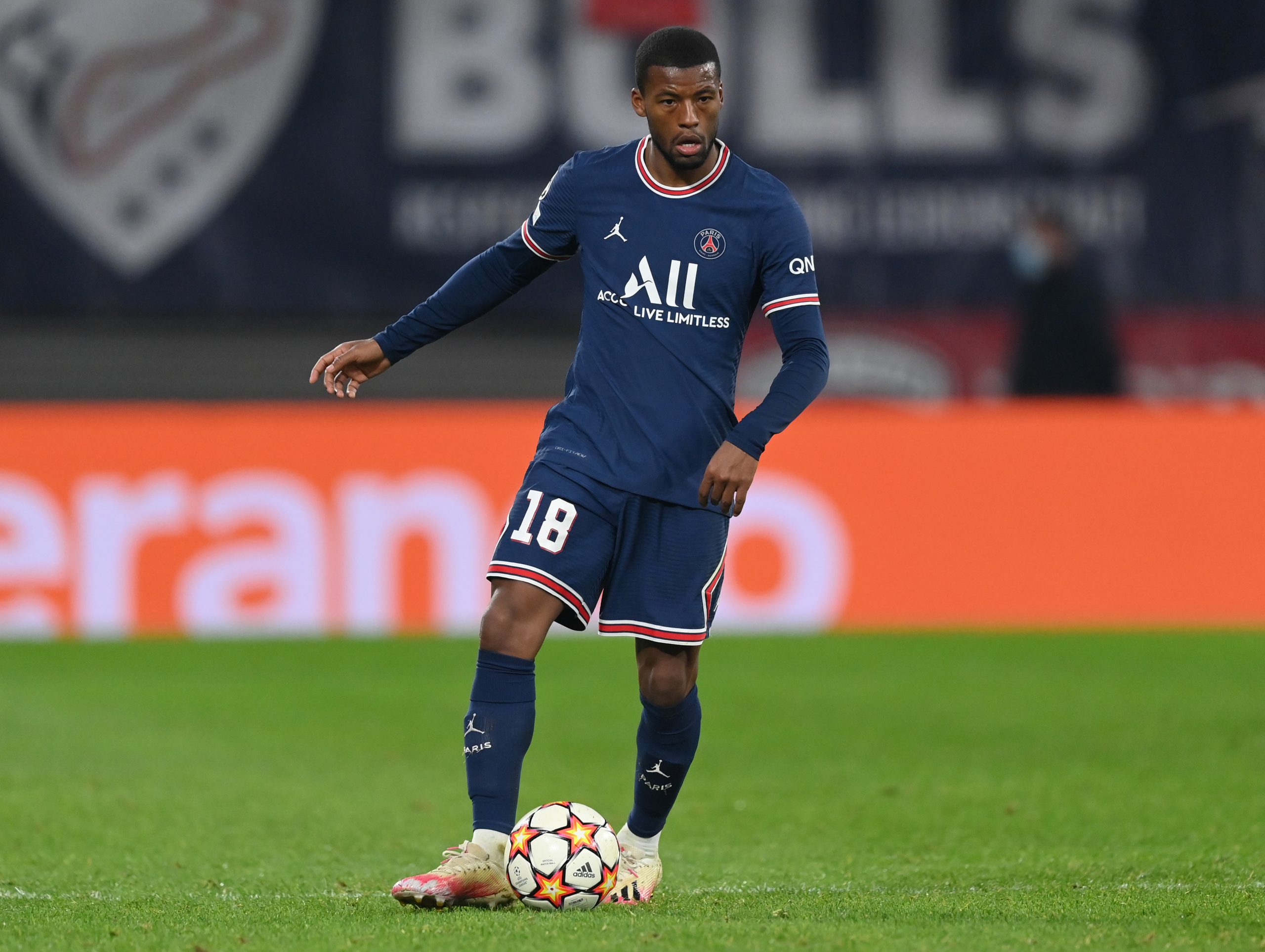LEIPZIG, GERMANY - NOVEMBER 03: Georginio Wijnaldum of Paris in action during the UEFA Champions League group A match between RB Leipzig and Paris Saint-Germain at Red Bull Arena on November 03, 2021 in Leipzig, Germany. (Photo by Stuart Franklin/Getty Images)
