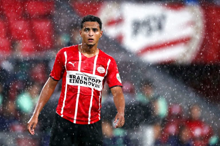 Mohamed Ihattaren part à l&rsquo;Ajax Amsterdam en prêt pour relancer sa carrière (off.)