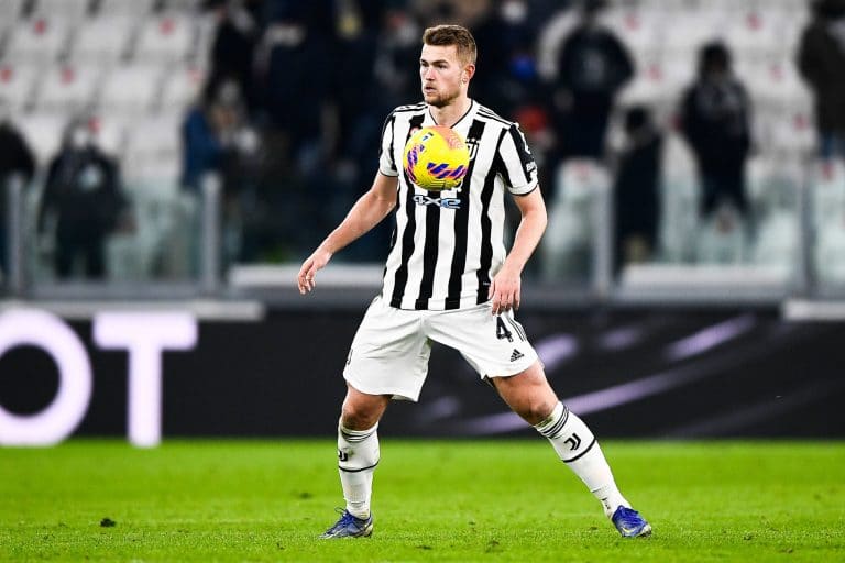 Matthijs De Ligt serait dans les petits papiers du champion d&rsquo;Allemagne en titre