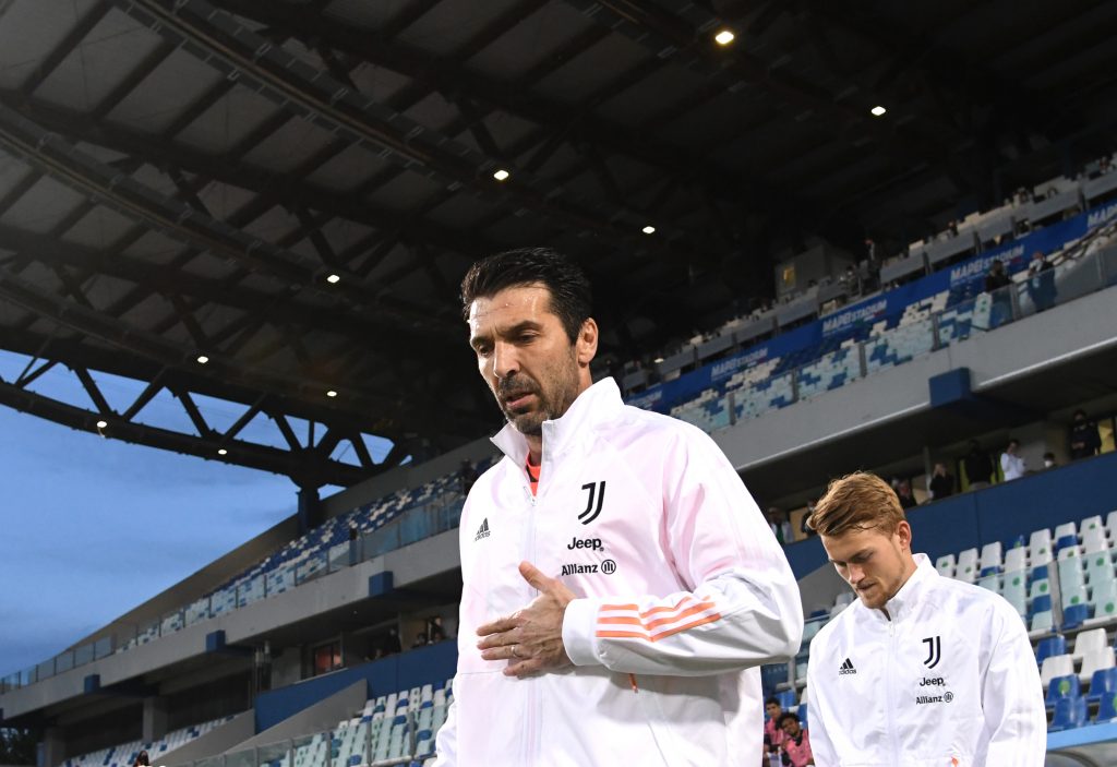 Buffon est ravi de la signature de Vlahovic à la Juventus