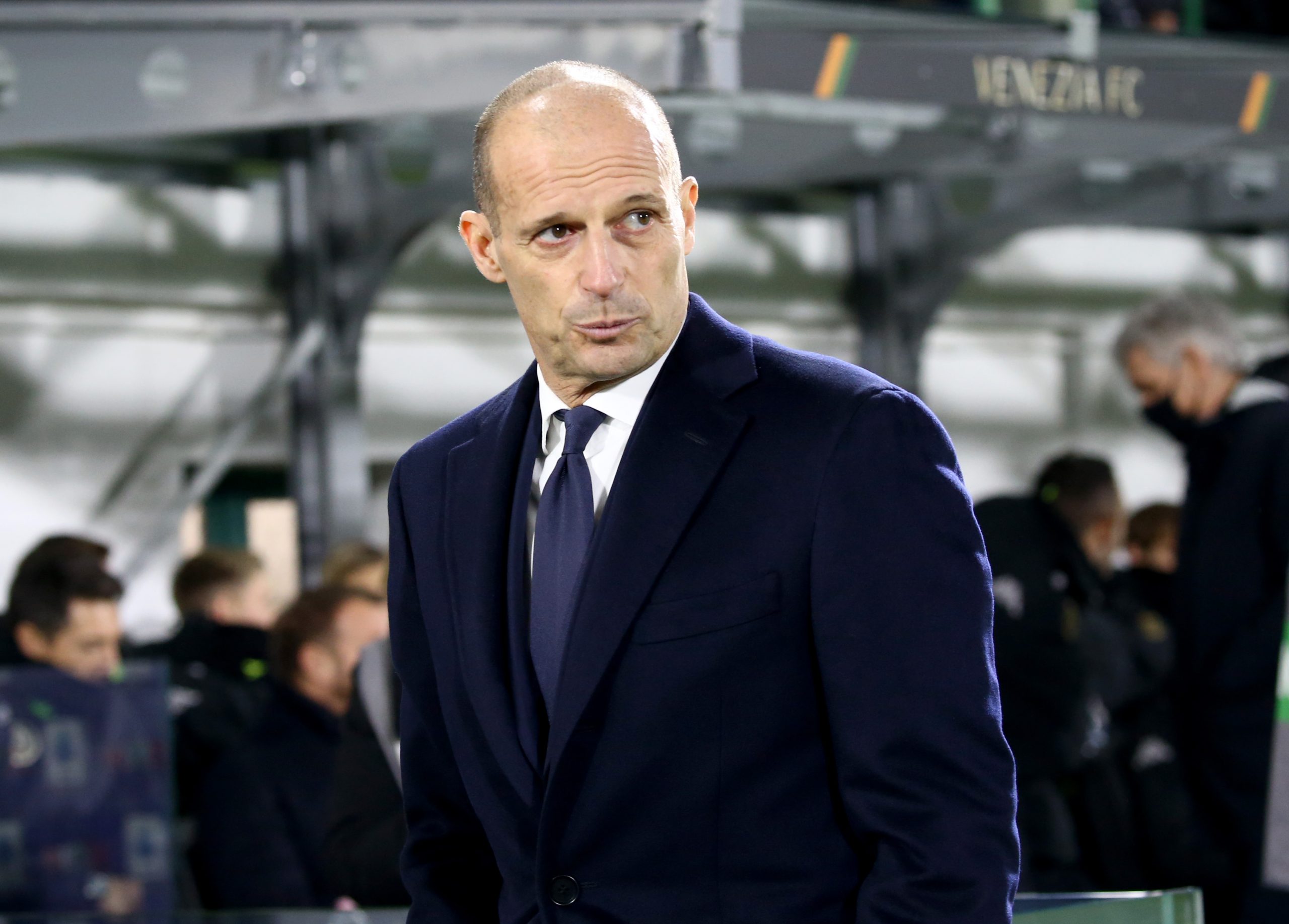 VENICE, ITALY - DECEMBER 11: Head coach of Juventus Massimiliano Allegri during the Serie A match between Venezia FC and Juventus at Stadio Pier Luigi Penzo on December 11, 2021 in Venice, Italy. (Photo by Maurizio Lagana/Getty Images)