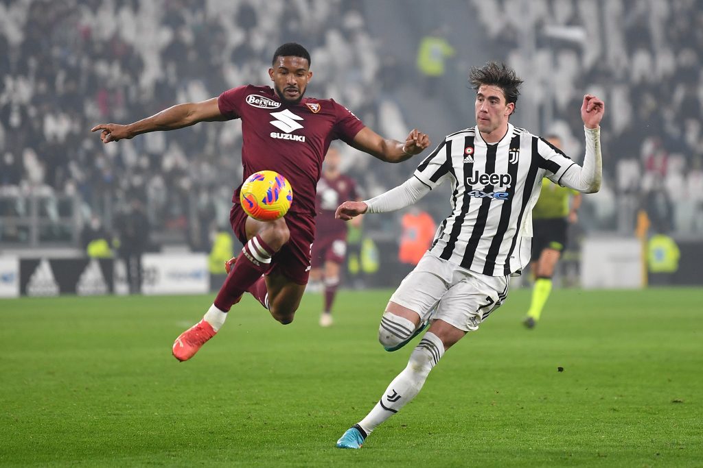 Un bon Wojciech Szczesny, Dusan Vlahovic muselé par la défense du Toro… Les tops et flops du derby della Mole