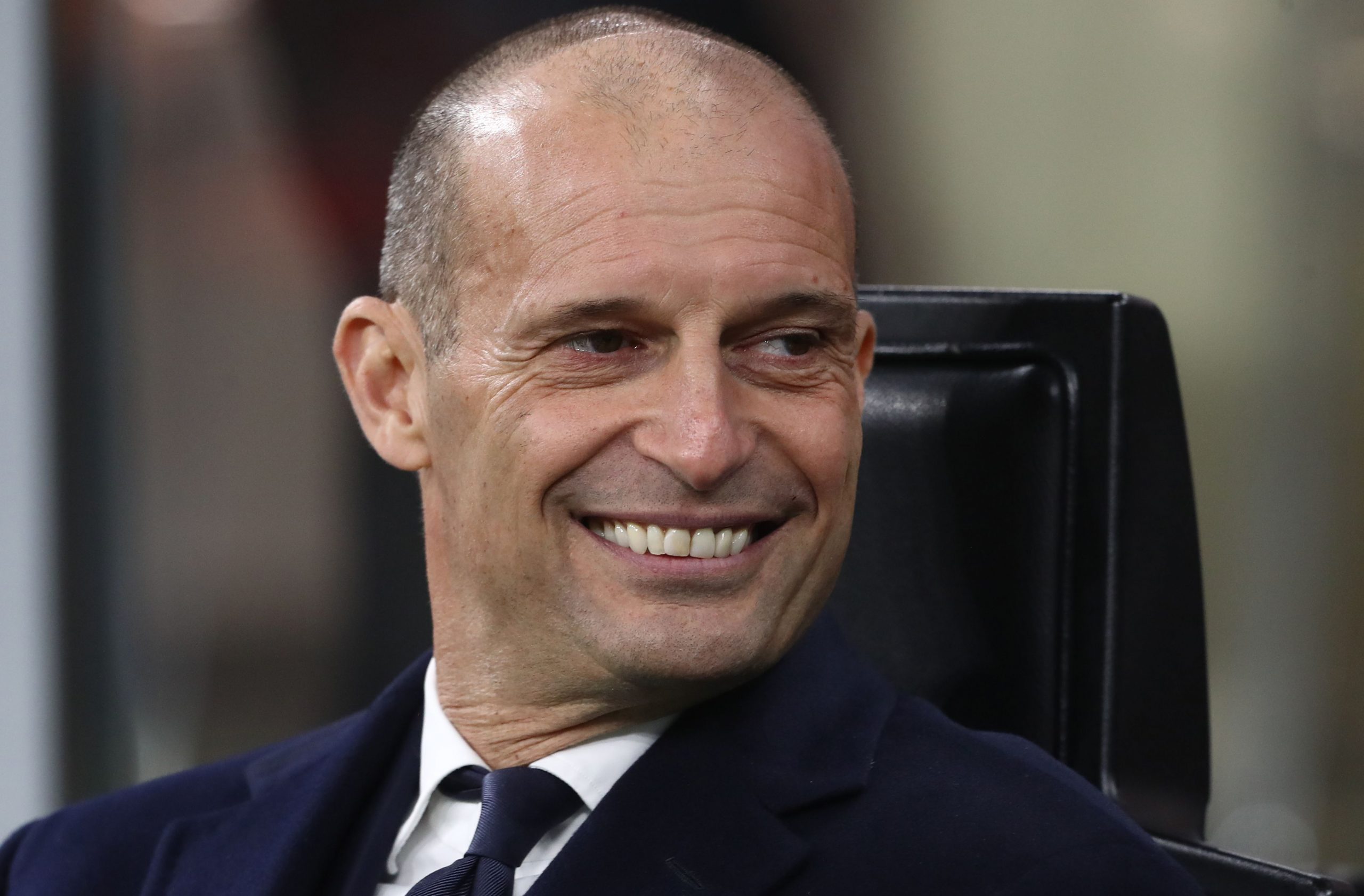 MILAN, ITALY - JANUARY 23: Juventus FC coach Massimiliano Allegri looks on before the Serie A match between AC Milan and Juventus at Stadio Giuseppe Meazza on January 23, 2022 in Milan, Italy. (Photo by Marco Luzzani/Getty Images)