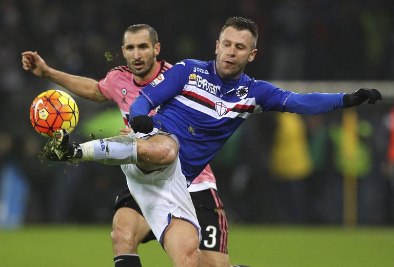 Casssano s&rsquo;en prend à Allegri