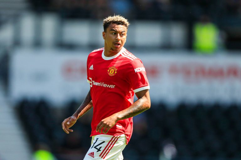 La Juventus défie le Milan AC pour la carte Jesse Lingard