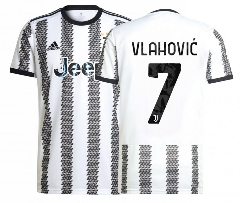 [Code Promo] Le maillot Juventus Domicile 2022/23 floqué Vlahovic disponible en promo chez Footcenter