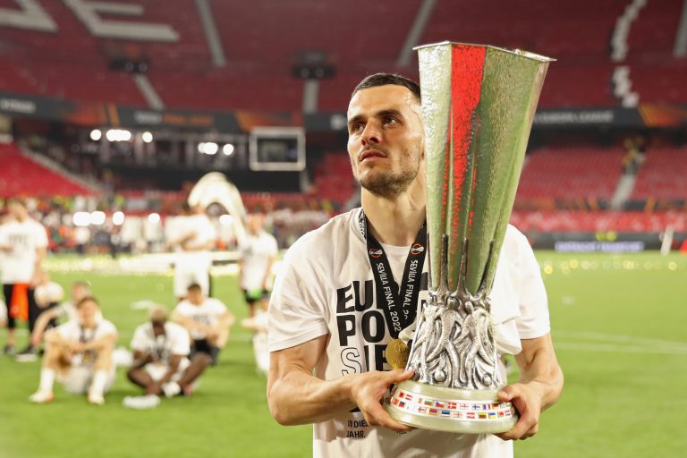 Le transfert de Filip Kostic à la Juventus est bouclé