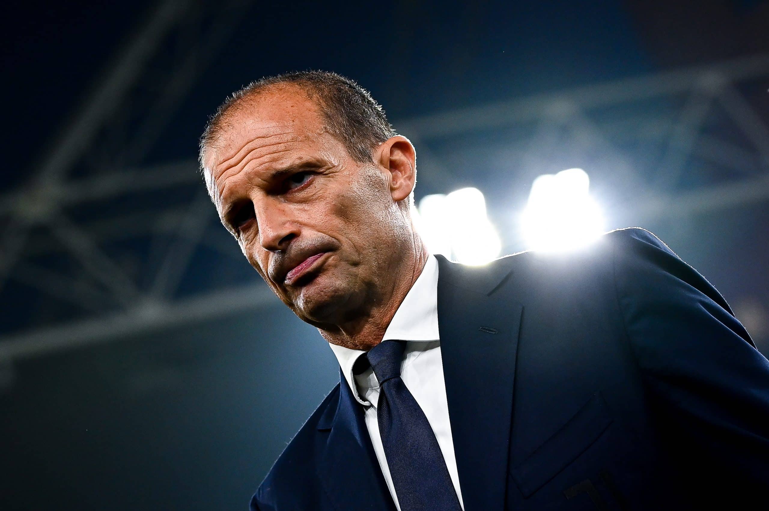 GENOA, ITALY - AUGUST 22: Massimiliano Allegri head coach of Juventus looks on prior to kick-off in the Serie A match between UC Sampdoria and Juventus at Stadio Luigi Ferraris on August 22, 2022 in Genoa, Italy. (Photo by Simone Arveda/Getty Images)