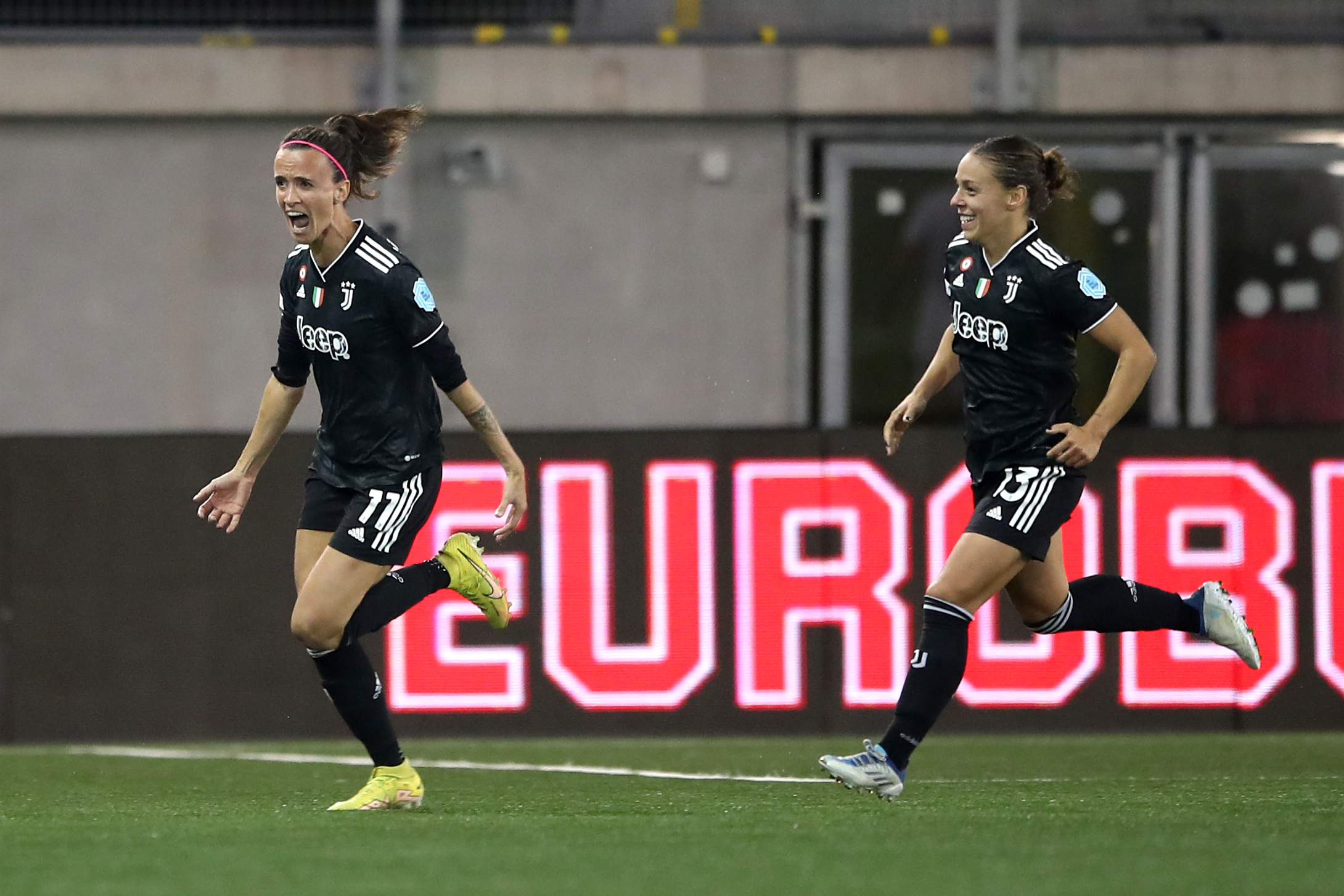 L&rsquo;équipe féminine s&rsquo;impose à Zurich en Womens Champions League