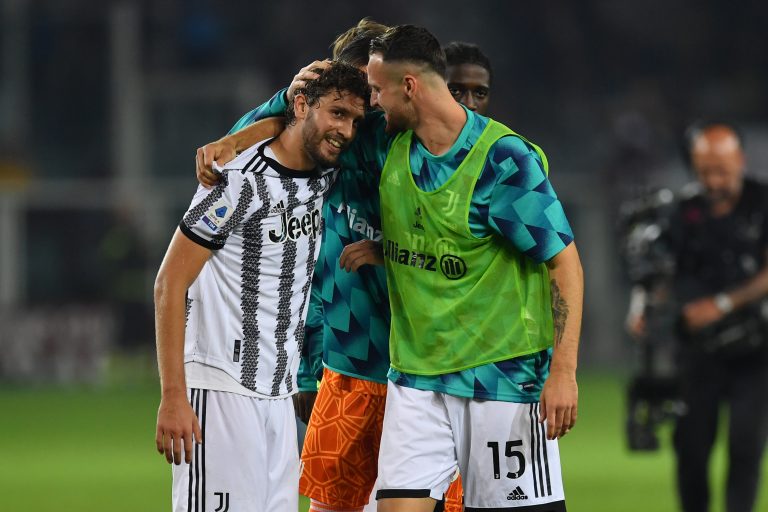 Lele Adani félicite la Juventus après sa victoire dans le derby