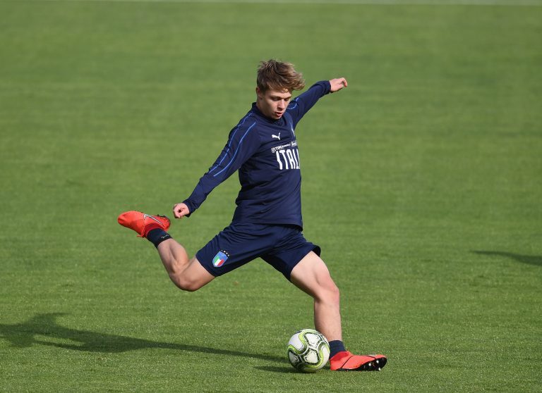 Hans Nicolussi Caviglia est fier de sa prolongation de contrat avec la Juventus