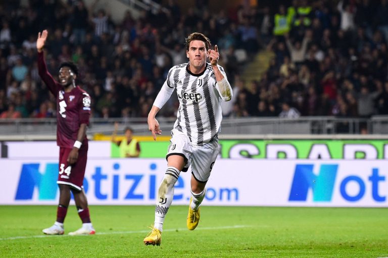 Arsenal et le PSG prêts à casser la tirelire pour arracher Vlahovic à la Juventus ?