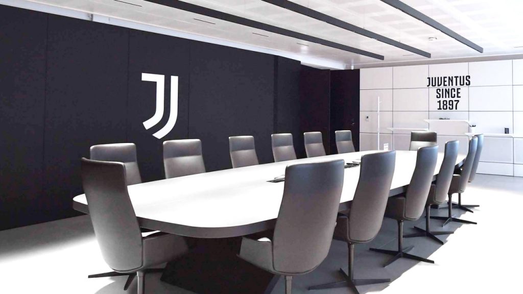Sanction, amende, retraits de points… Un avocat sort du silence à propos de la situation de la Juve