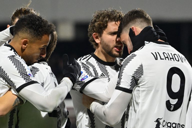 Manuel Locatelli dévoile la réaction de l&rsquo;équipe suite à la pénalité de points