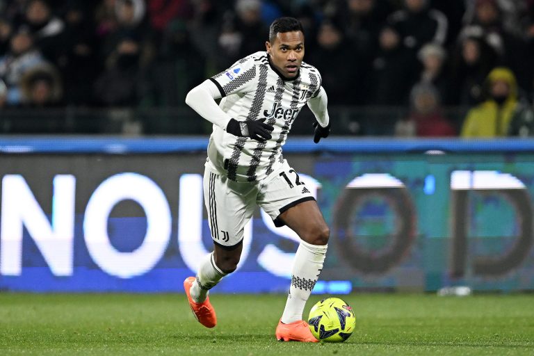 Alex Sandro restera à la Juventus la saison prochaine