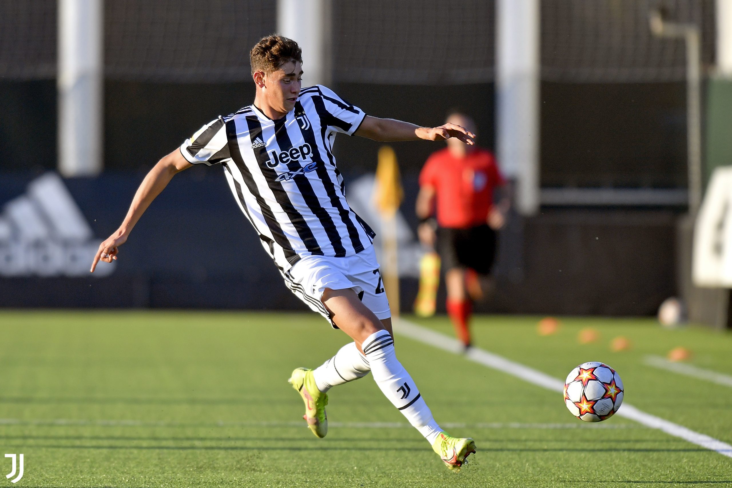 Ce jeune talent de la Primavera se présente aux canaux officiels de la Juventus