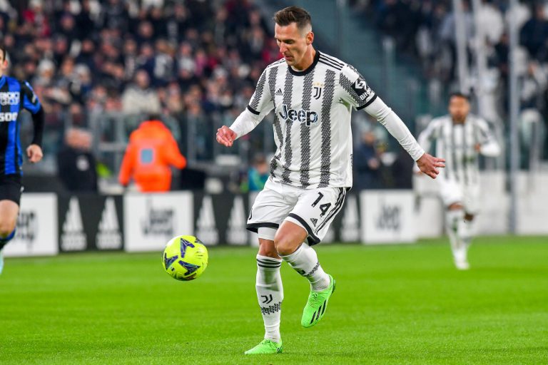 La Juventus veut renégocier le prix pour Arkadiusz Milik