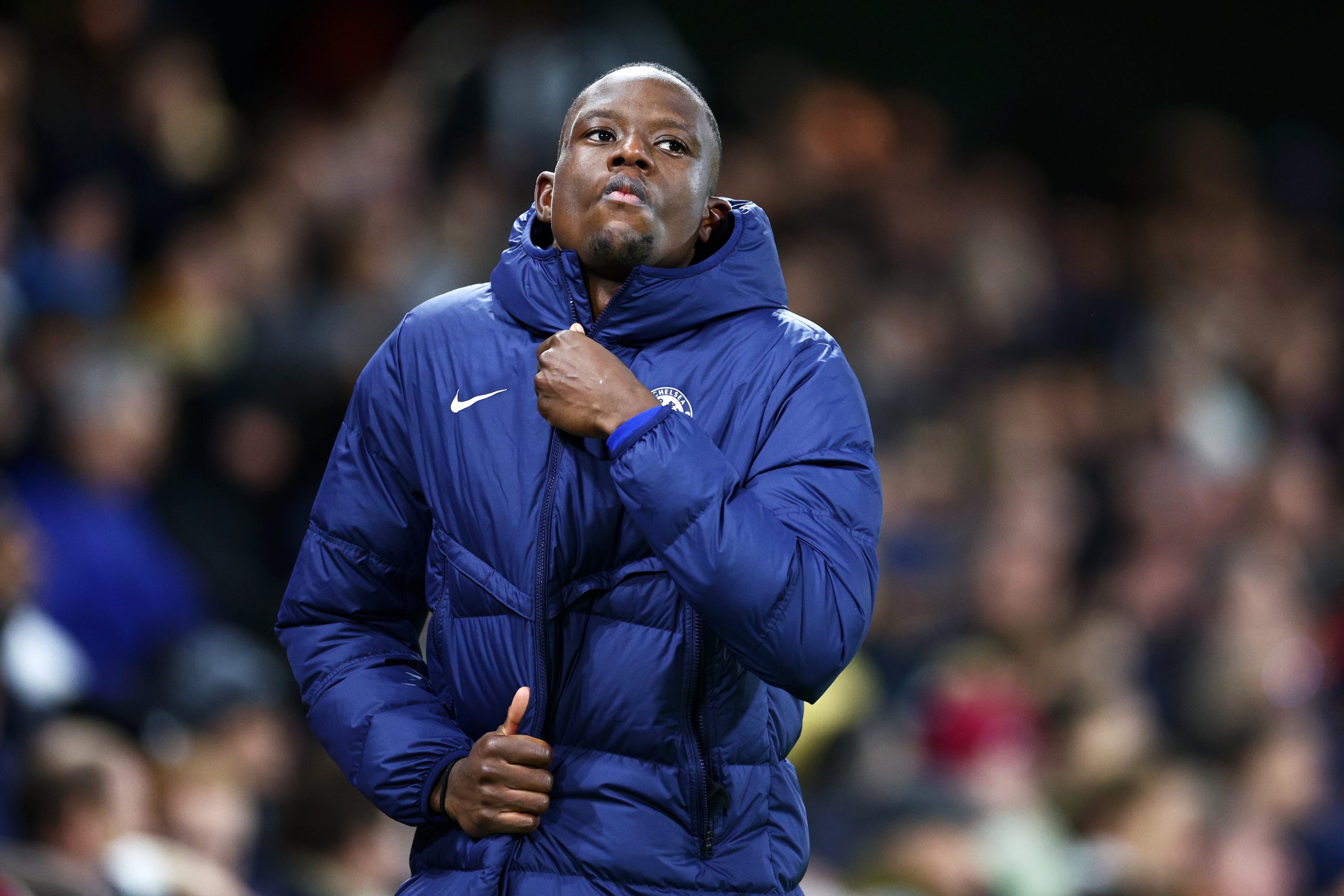 LONDON, ENGLAND - JANUARY 12: Denis Zakaria of Chelsea looks on as he is substituted off following an injury during the Premier League match between Fulham FC and Chelsea FC at Craven Cottage on January 12, 2023 in London, England. (Photo by Clive Rose/Getty Images)