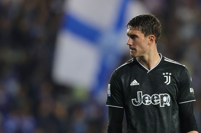Trois grands clubs veulent signer Dusan Vlahovic