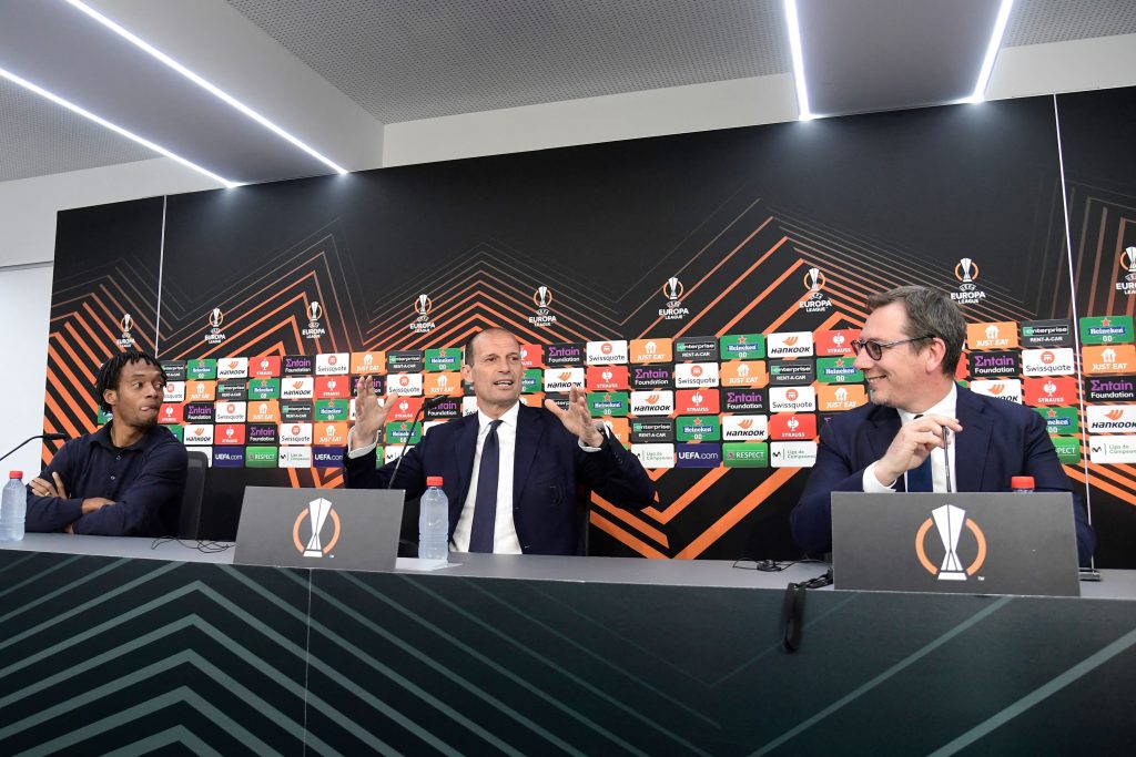FC Séville / Juventus : Juan Cuadrado et Massimiliano Allegri devant les journalistes