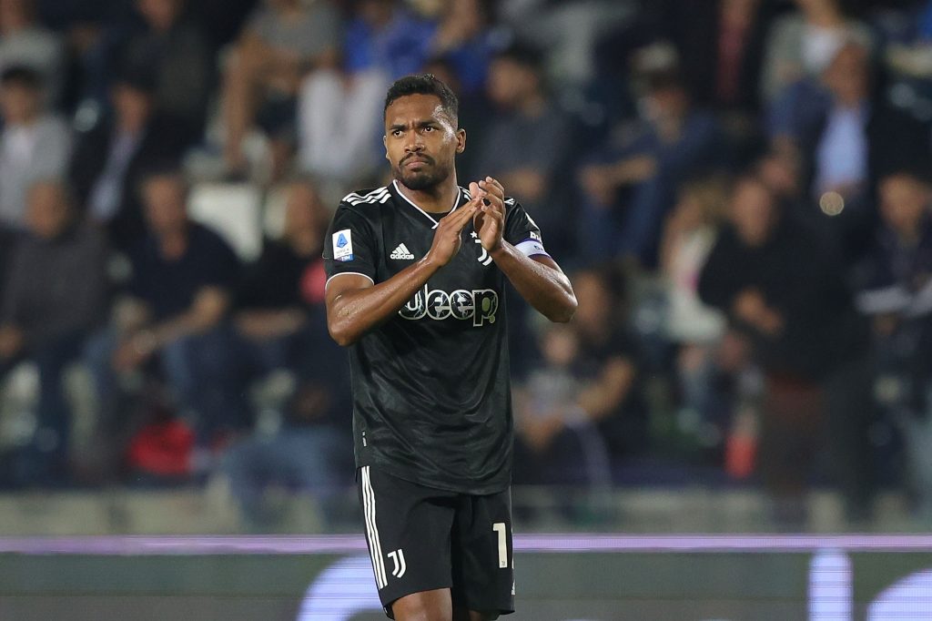 Alex Sandro pourrait rejoindre la Turquie malgré sa prolongation de contrat
