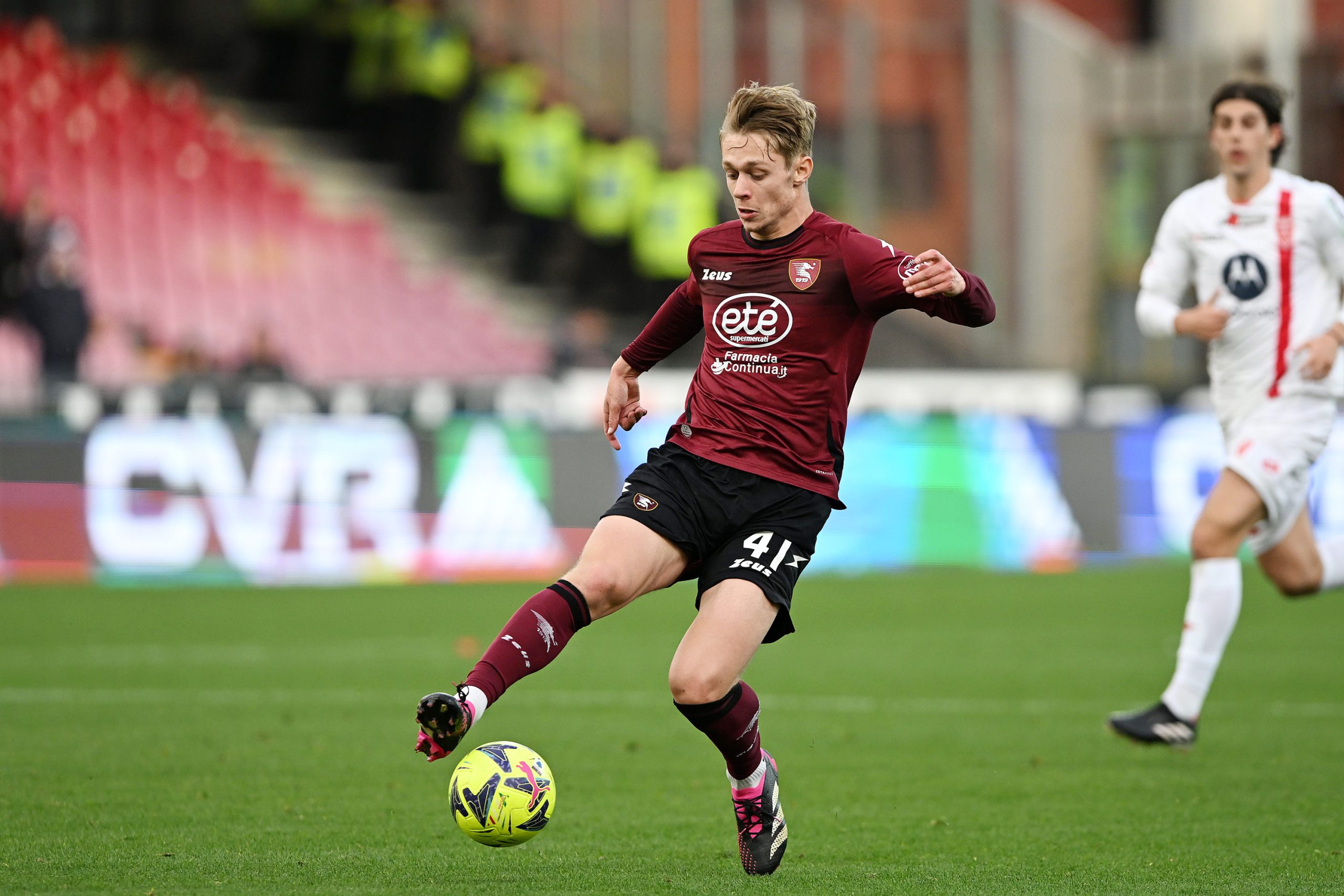 Hans Nicolussi Caviglia Salernitana