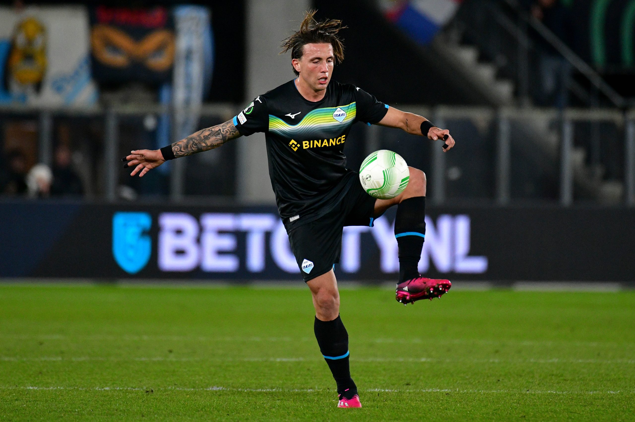 ALKMAAR, NETHERLANDS - MARCH 16: Luca Pellegrini of SS Lazio in action during the UEFA Europa Conference League round of 16 leg two match between AZ Alkmaar and SS Lazio at AZ Stadion on March 16, 2023 in Alkmaar, Netherlands. (Photo by Marco Rosi - SS Lazio/Getty Images)