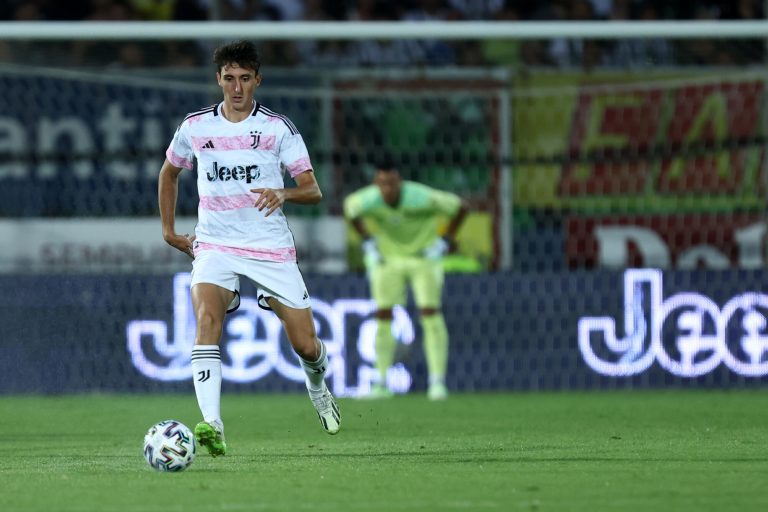 Attention ! La Premier League s&rsquo;arrache Andrea Cambiaso