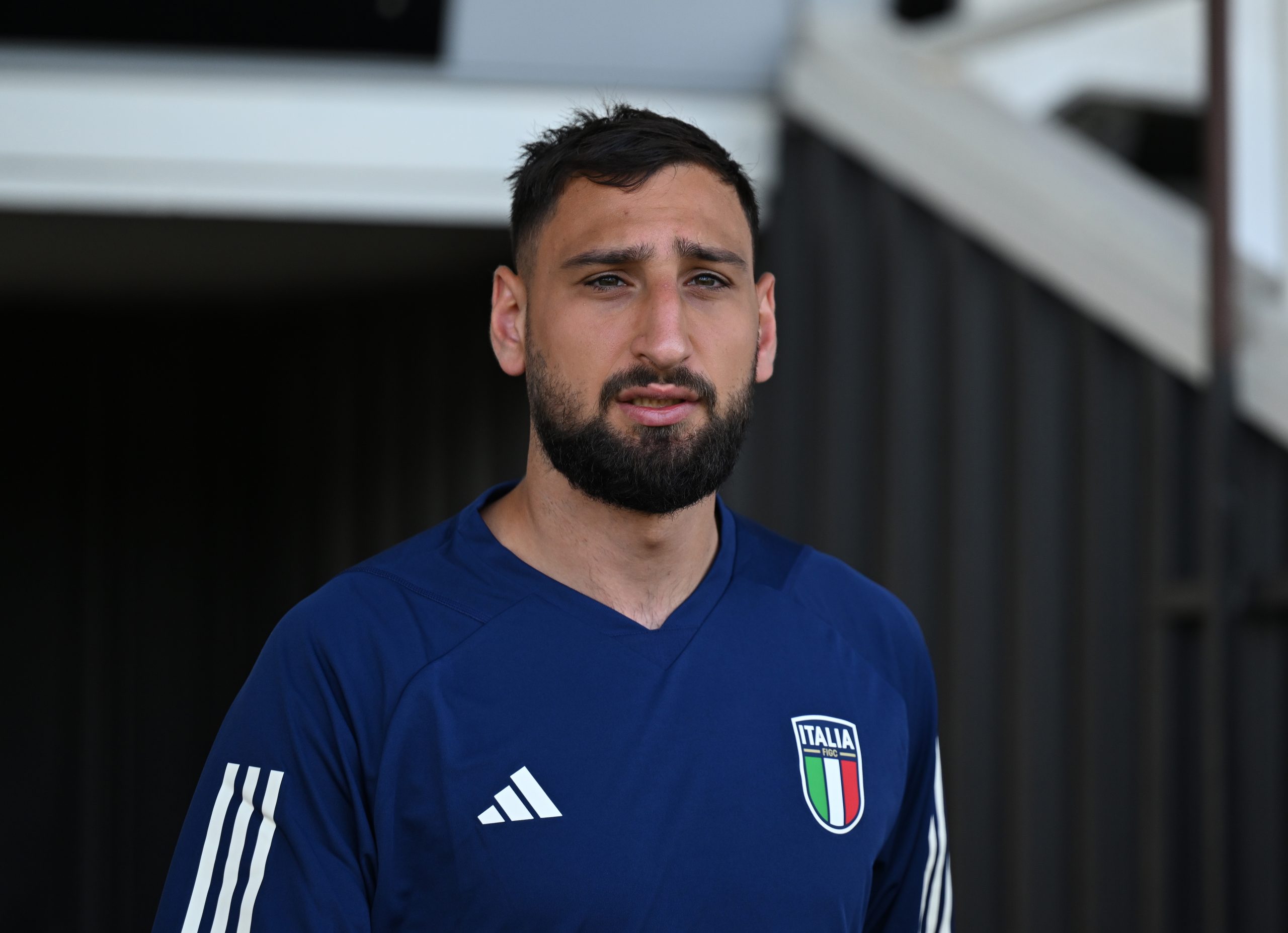 OLDENZAAL, NETHERLANDS - JUNE 17: Gianluigi Donnarumma of Italy attends before an Italy Training Session, the UEFA Nations League 2022/23 at K.V.V Quick '20 Stadium on June 17, 2023 in Oldenzaal, Netherlands. (Photo by Claudio Villa/Getty Images)