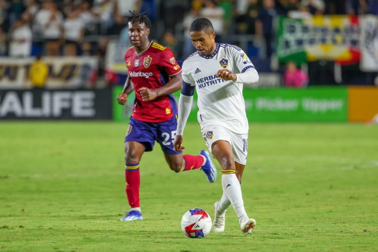 Douglas Costa, et si le Brésilien revenait au club ?
