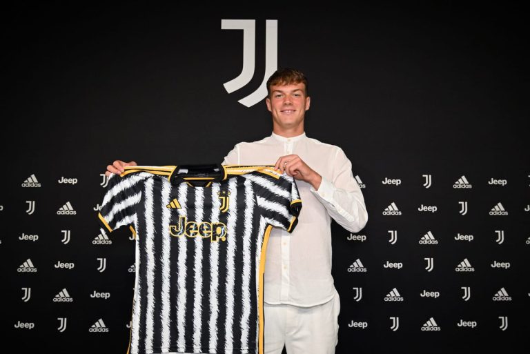 L’agent de ce jeune joueur bianconero fait le point sur ses débuts à Turin