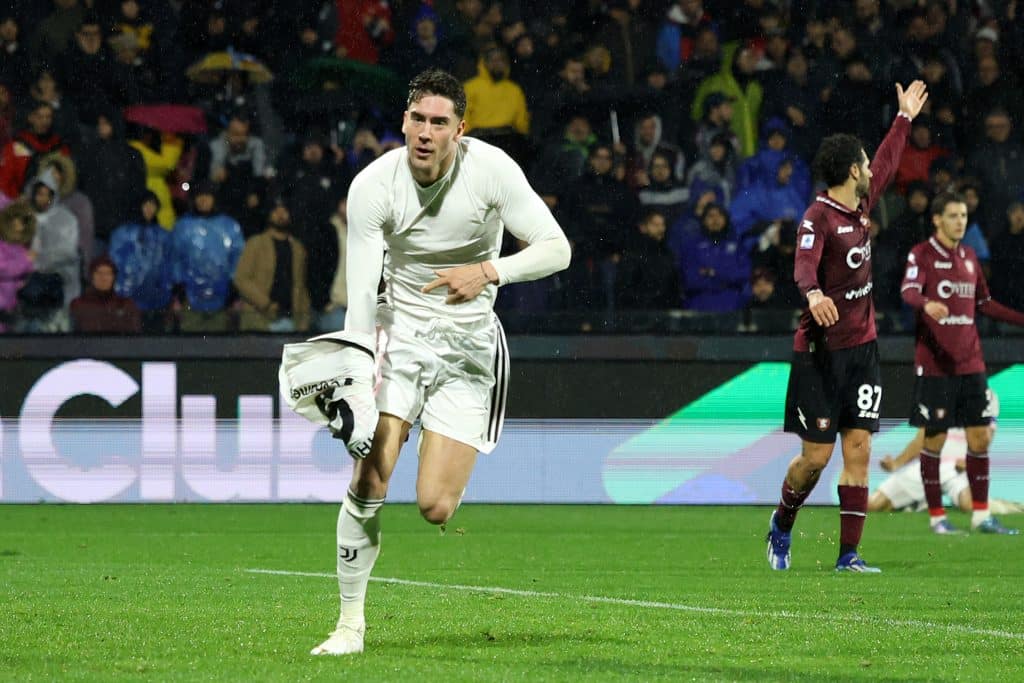 Salernitana – Juventus : Vlahovic et Iling-Junior en sauveurs ! Kostic et Gatti passent au travers… Les tops et flops