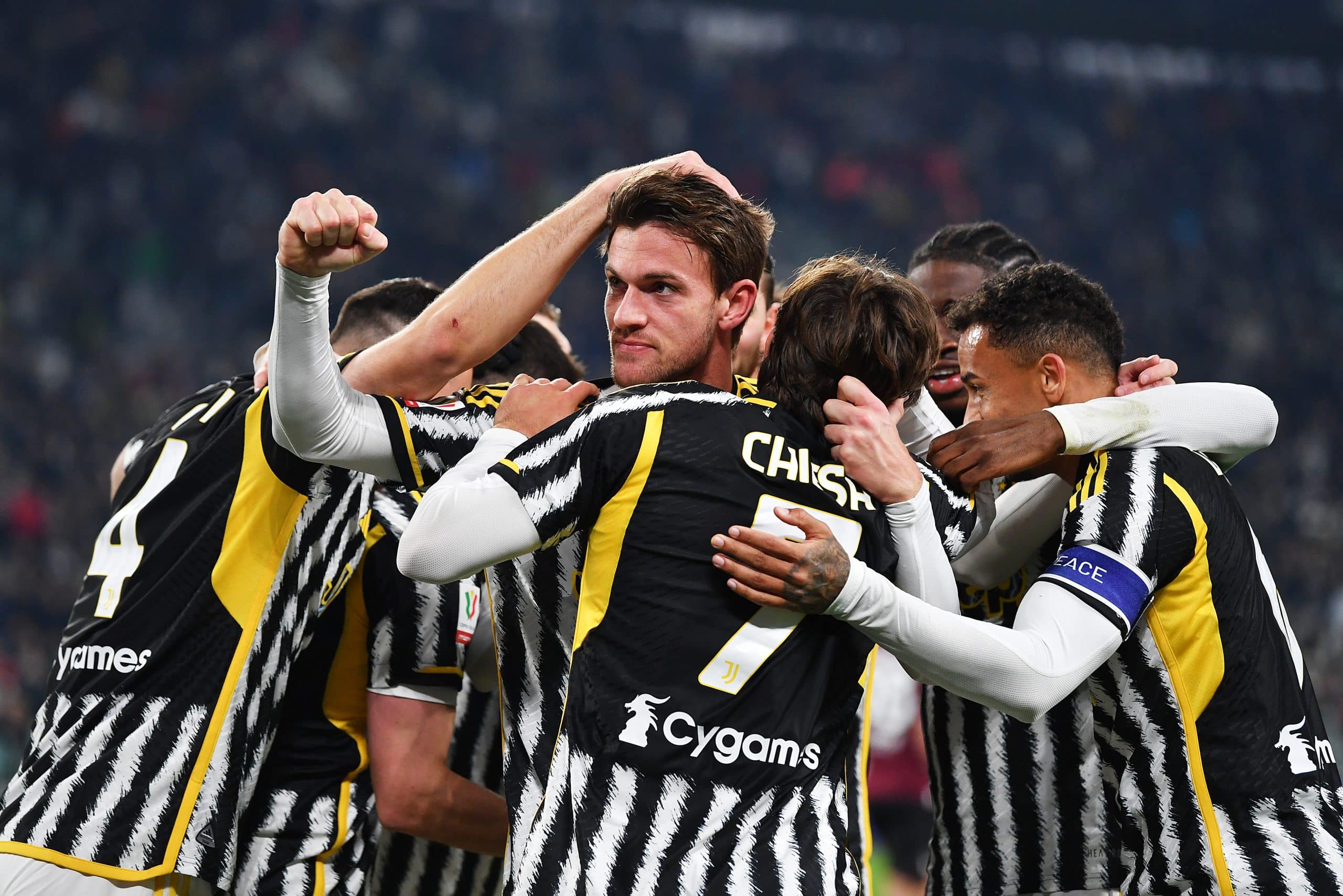 TURIN, ITALY - JANUARY 04: Daniele Rugani of Juventus celebrates with teammates after scoring their team's third goal during the Coppa Italia Round of 16 match between Juventus FC and US Salernitana at Allianz Stadium on January 04, 2024 in Turin, Italy. (Photo by Valerio Pennicino/Getty Images)