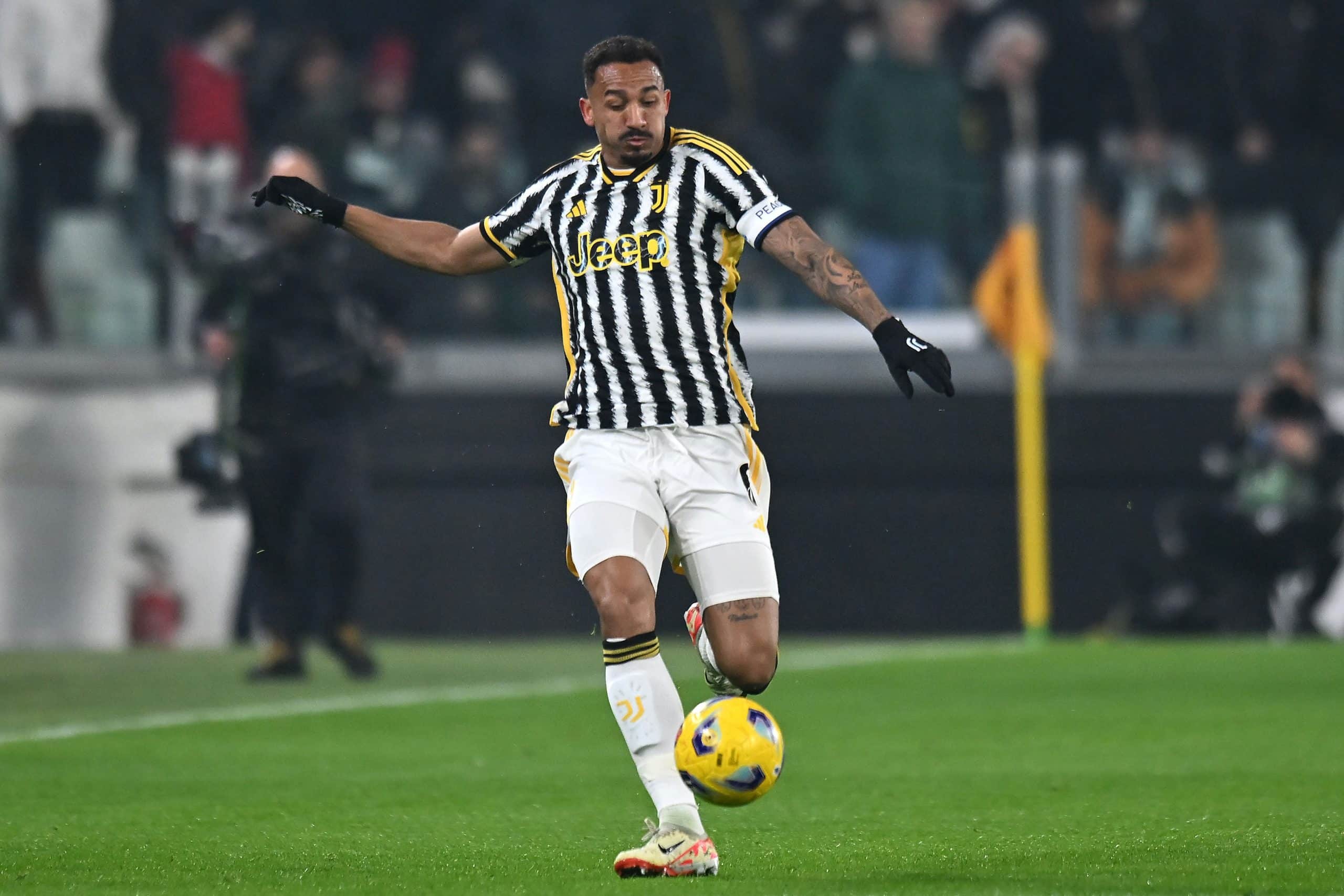 TURIN, ITALY - JANUARY 16: Danilo of Juventus in action during the Serie A TIM match between Juventus and US Sassuolo - Serie A TIM at on January 16, 2024 in Turin, Italy. (Photo by Alessandro Sabattini/Getty Images)