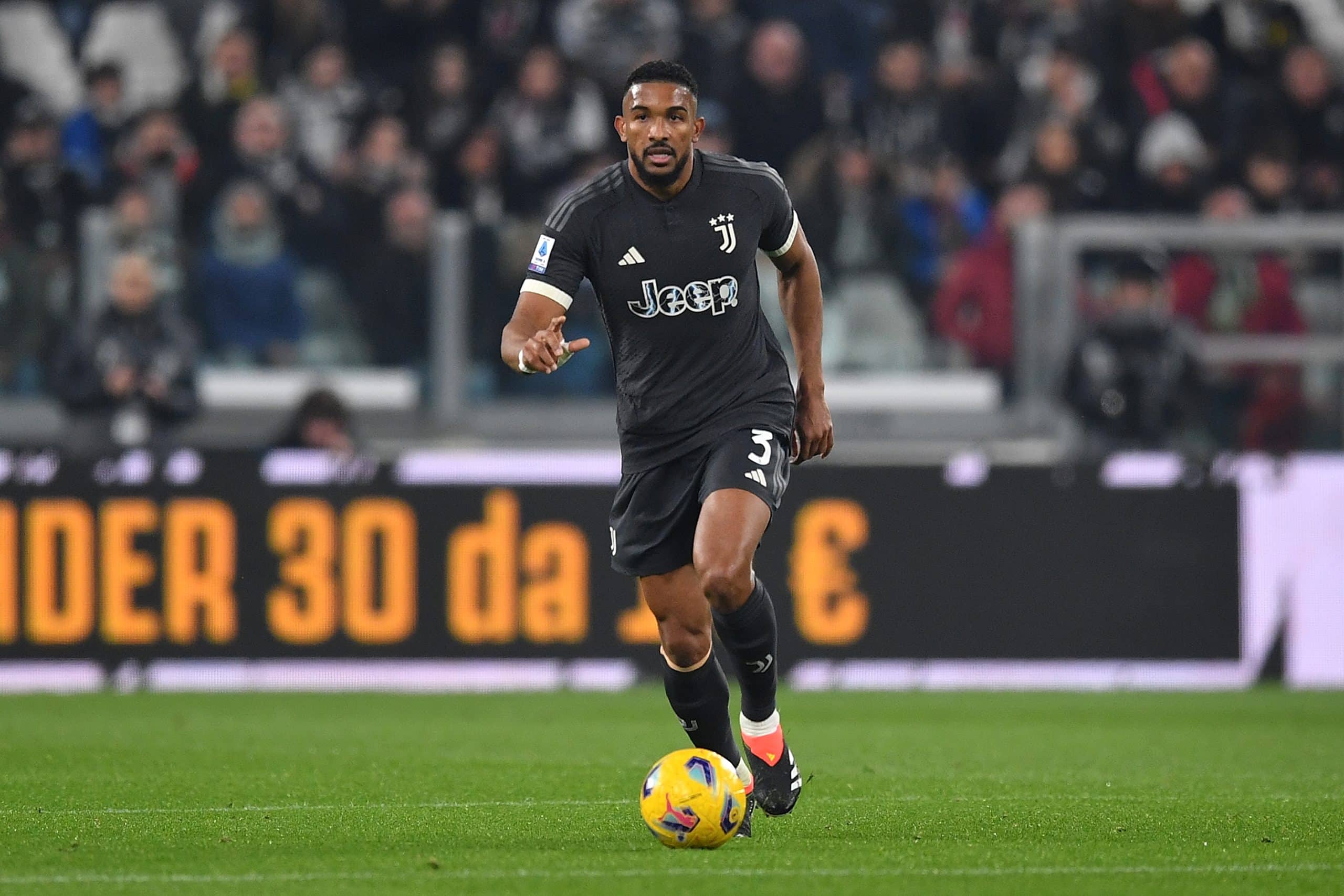 TURIN, ITALY - JANUARY 27: Gleison Bremer of Juventus in action during the Serie A TIM match between Juventus and Empoli FC - Serie A TIM at Allianz Stadium on January 27, 2024 in Turin, Italy. (Photo by Valerio Pennicino/Getty Images)