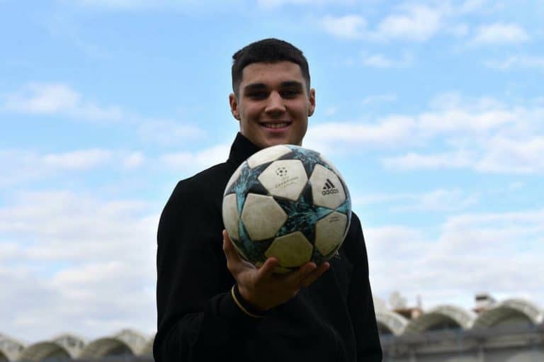 La Juventus a officialisé l&rsquo;arrivée de Vasilije Adzic