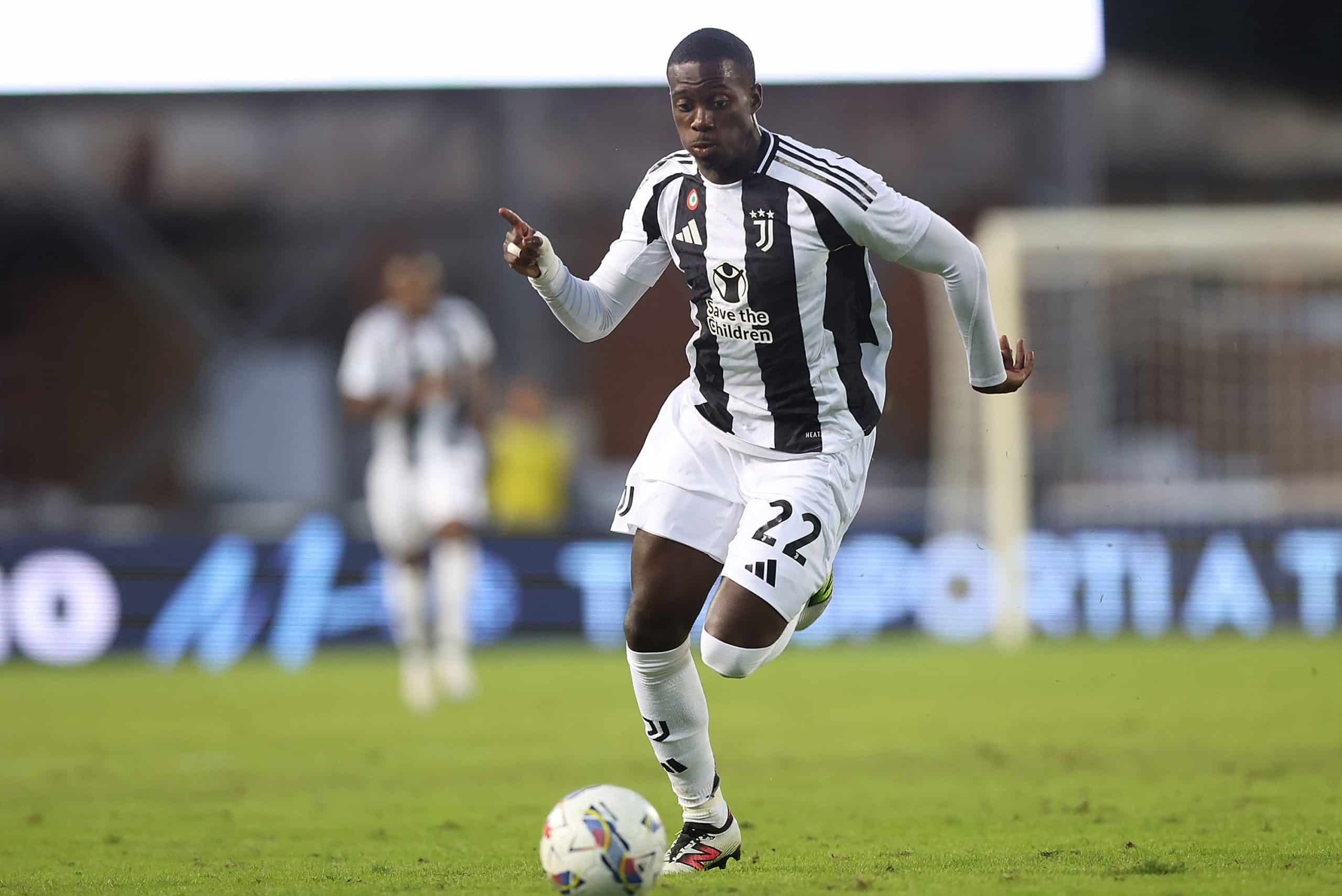 EMPOLI, ITALY - SEPTEMBER 14: Timothy Weah of Juventus in action during the Serie A match between Empoli and Juventus at Stadio Carlo Castellani on September 14, 2024 in Empoli, Italy. (Photo by Gabriele Maltinti/Getty Images)