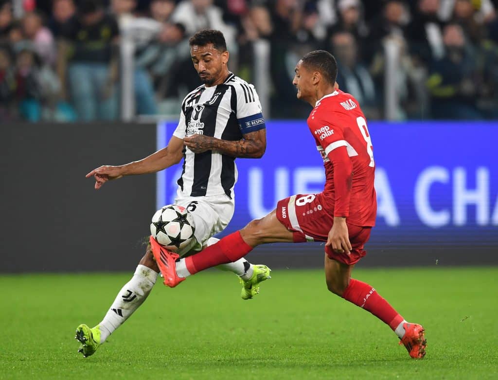 Juventus – Stuttgart : Danilo plombe l&rsquo;équipe, Vlahovic impuissant, Mattia Perin gardien du temple… Les tops et flops