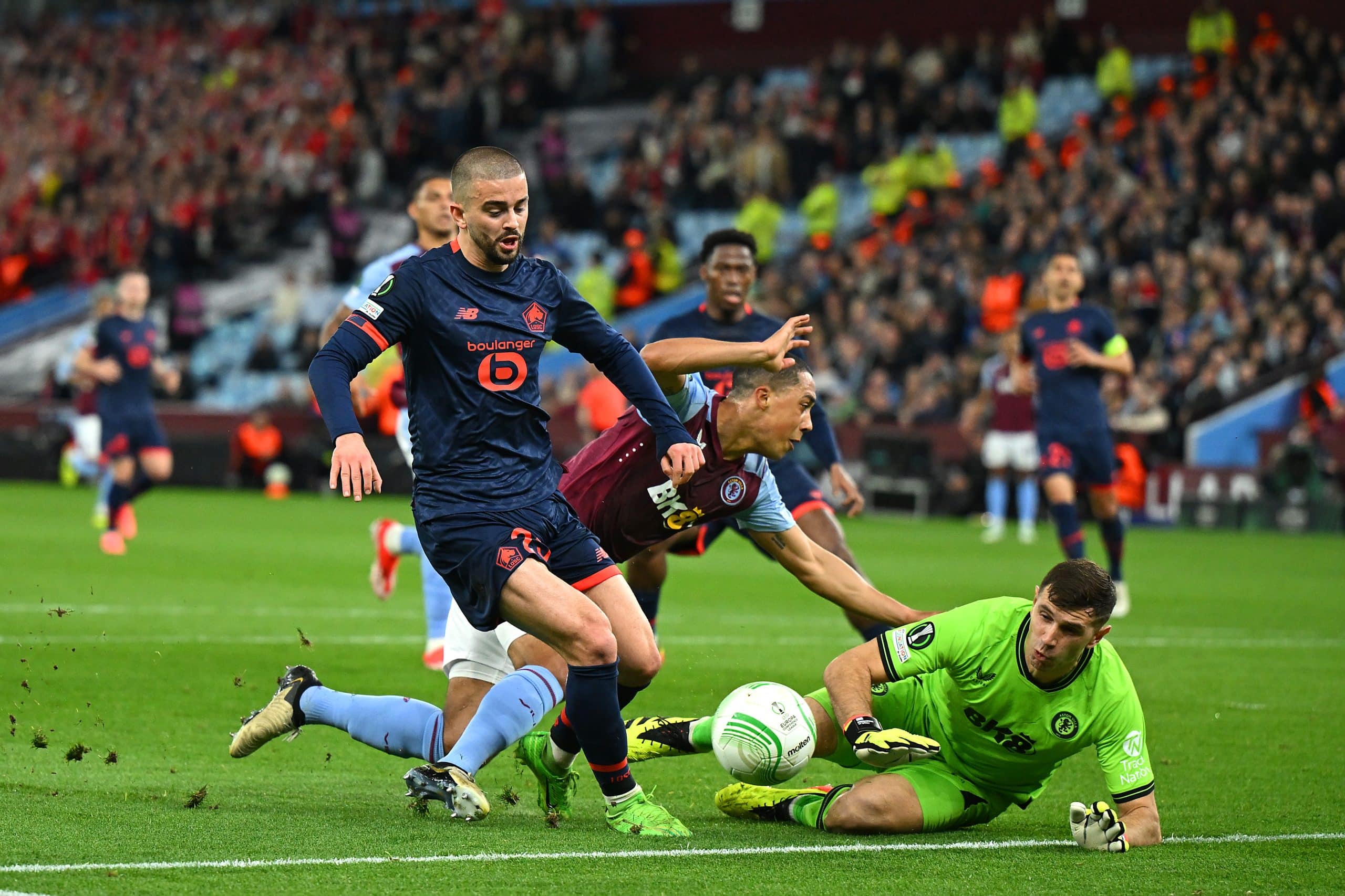 Edon Zhegrova of Lille (Photo by Shaun Botterill/Getty Images)