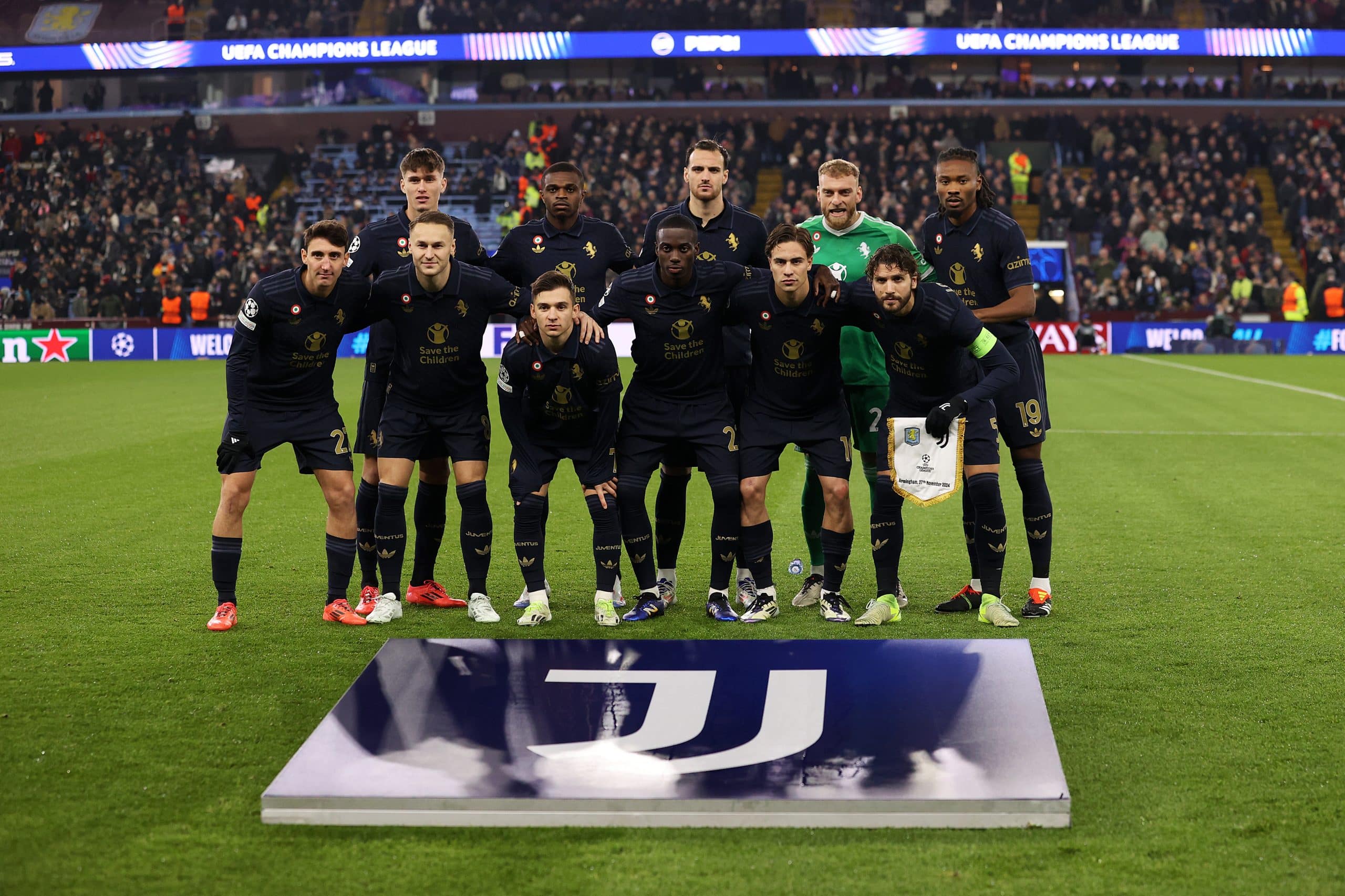BIRMINGHAM, ENGLAND - NOVEMBER 27: Players of Juventus pose for a team photograph prior to the UEFA Champions League 2024/25 League Phase MD5 match between Aston Villa FC and Juventus at Villa Park on November 27, 2024 in Birmingham, England. (Photo by Ryan Pierse/Getty Images)