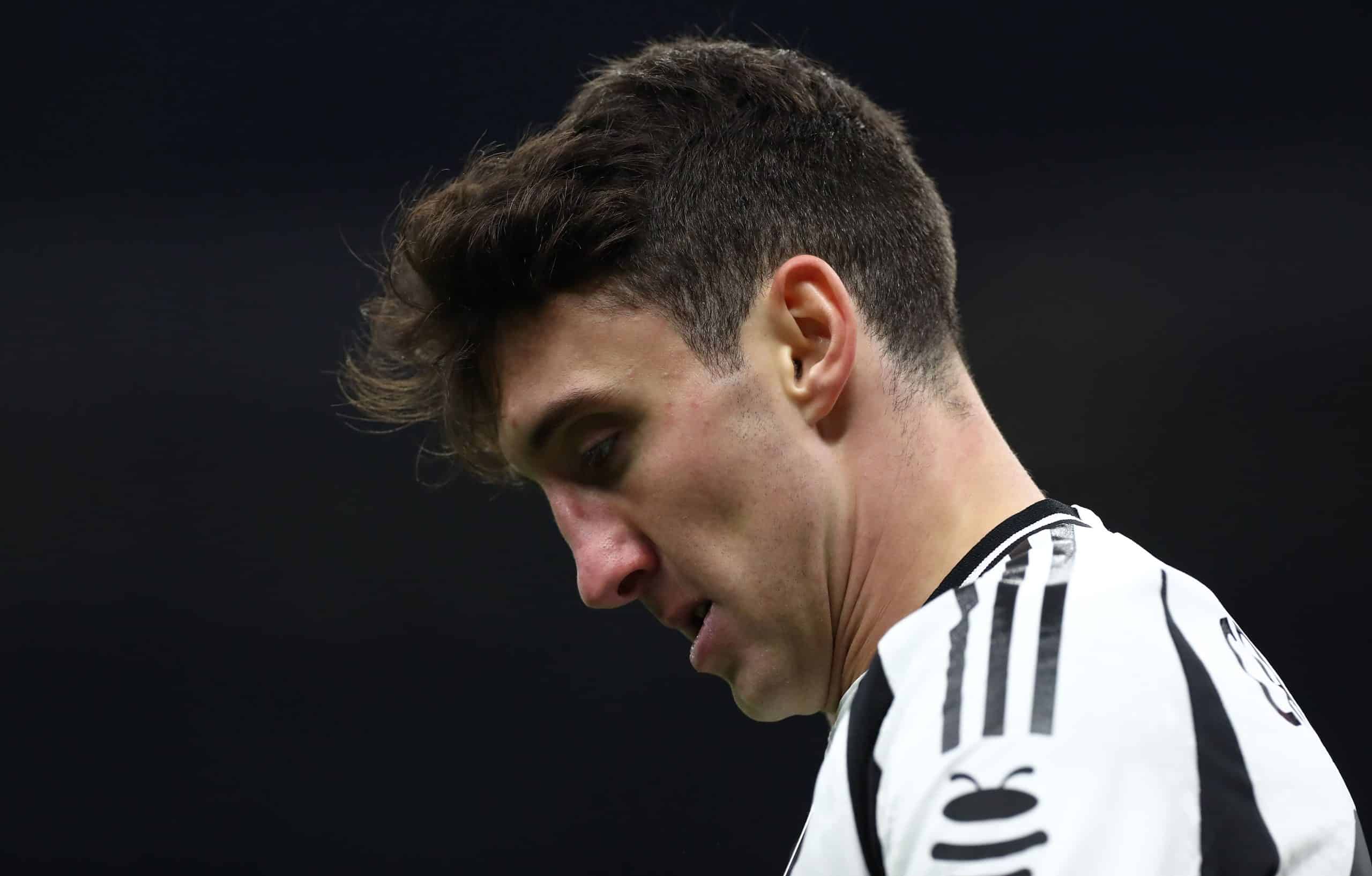 MILAN, ITALY - NOVEMBER 23: Andrea Cambiaso of Juventus looks on during the Serie A match between AC Milan and Juventus at Stadio Giuseppe Meazza on November 23, 2024 in Milan, Italy. (Photo by Marco Luzzani/Getty Images)