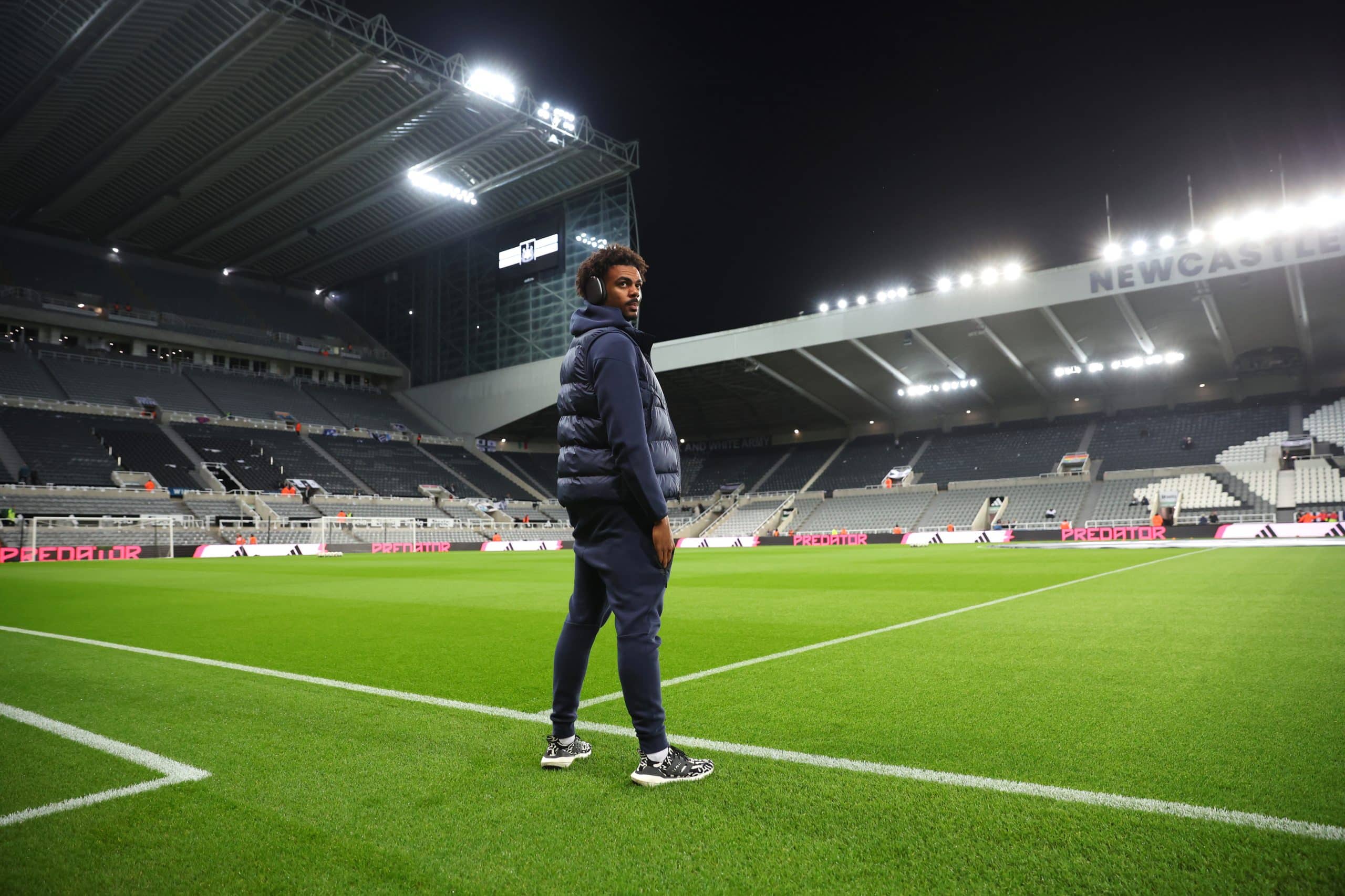 NEWCASTLE UPON TYNE, ENGLAND - OCTOBER 30: Renato Veiga of Chelsea inspects the pitch ahead of the Carabao Cup Fourth Round match between Newcastle United and Chelsea at St James' Park on October 30, 2024 in Newcastle upon Tyne, England. (Photo by Ed Sykes/Getty Images)