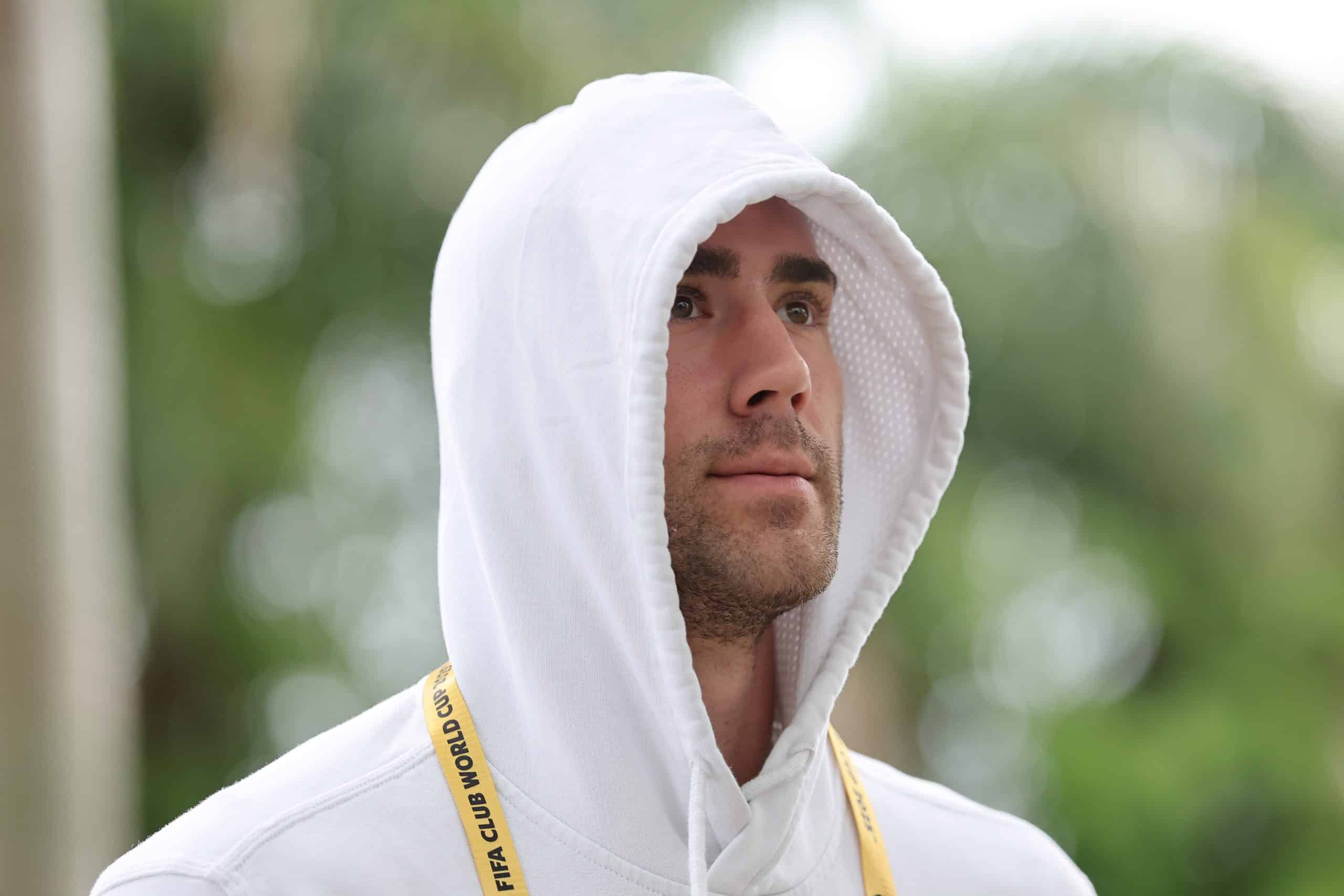 MIAMI GARDENS, FLORIDA - JULY 01: Dusan Vlahovic #9 of Juventus FC arrives at the stadium prior to the FIFA Club World Cup 2025 round of 16 match between Real Madrid CF and Juventus FC at Hard Rock Stadium on July 01, 2025 in Miami Gardens, Florida. (Photo by Michael Reaves/Getty Images)